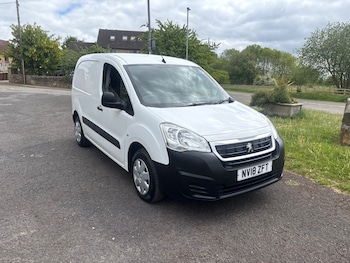 Used Peugeot Partner 2018 for sale - 78541804: Photo