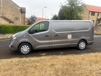 Used Vauxhall Vivaro 2015 for sale - 79546876: Photo