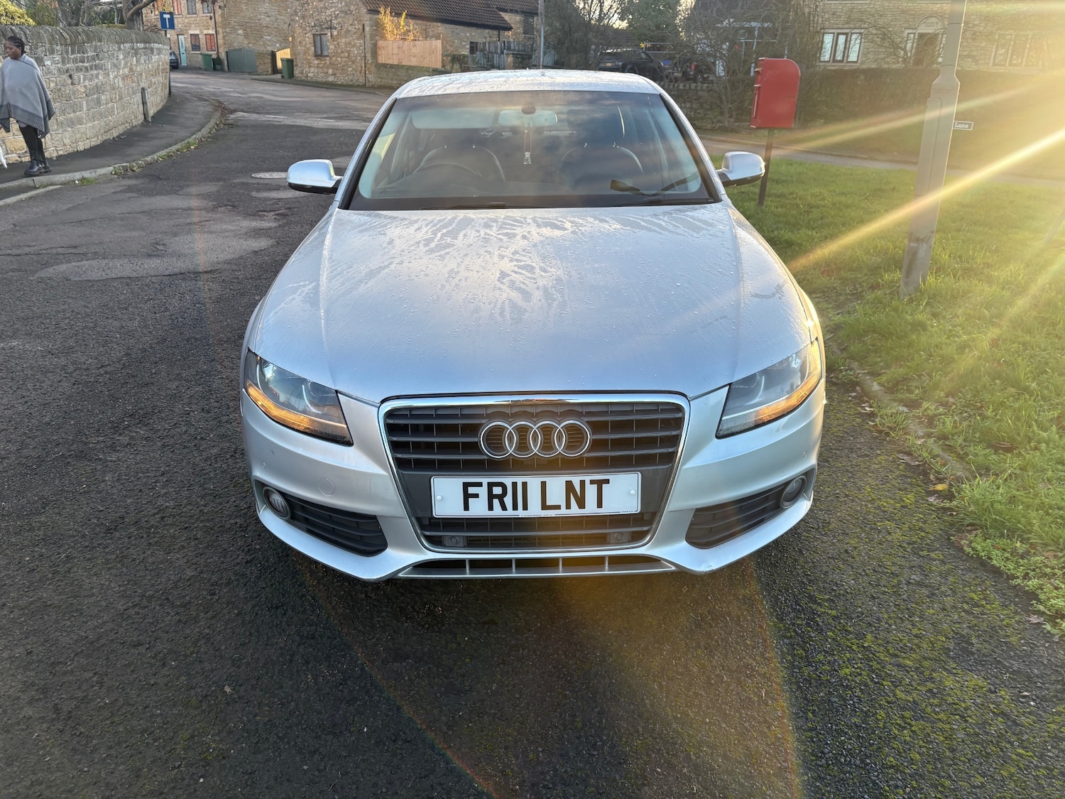 Used Audi A4 2011 for sale - 76692612: Photo 2