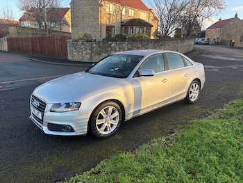 Used Audi A4 2011 for sale - 76692612: Photo