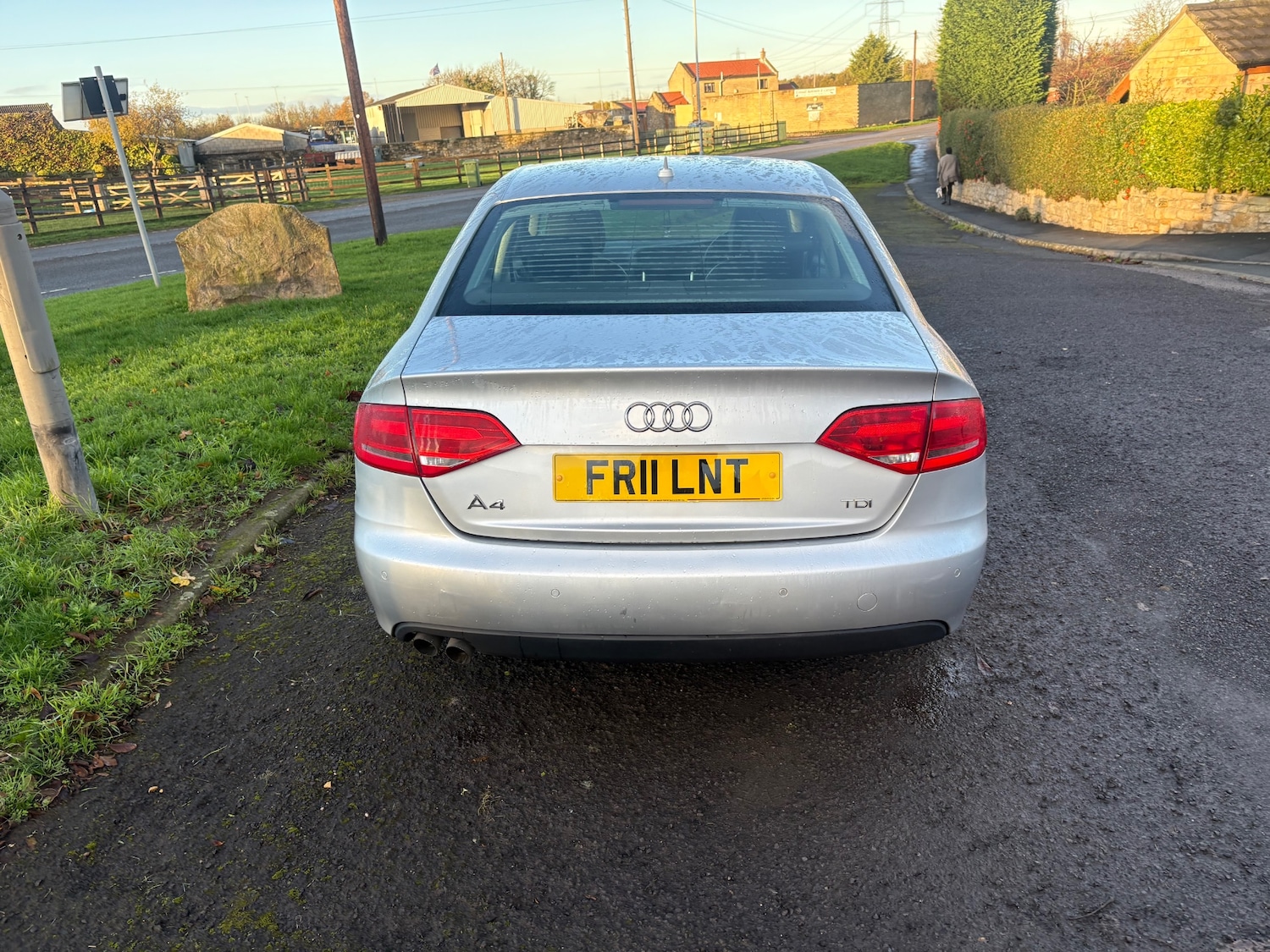 Used Audi A4 2011 for sale - 76692612: Photo 6