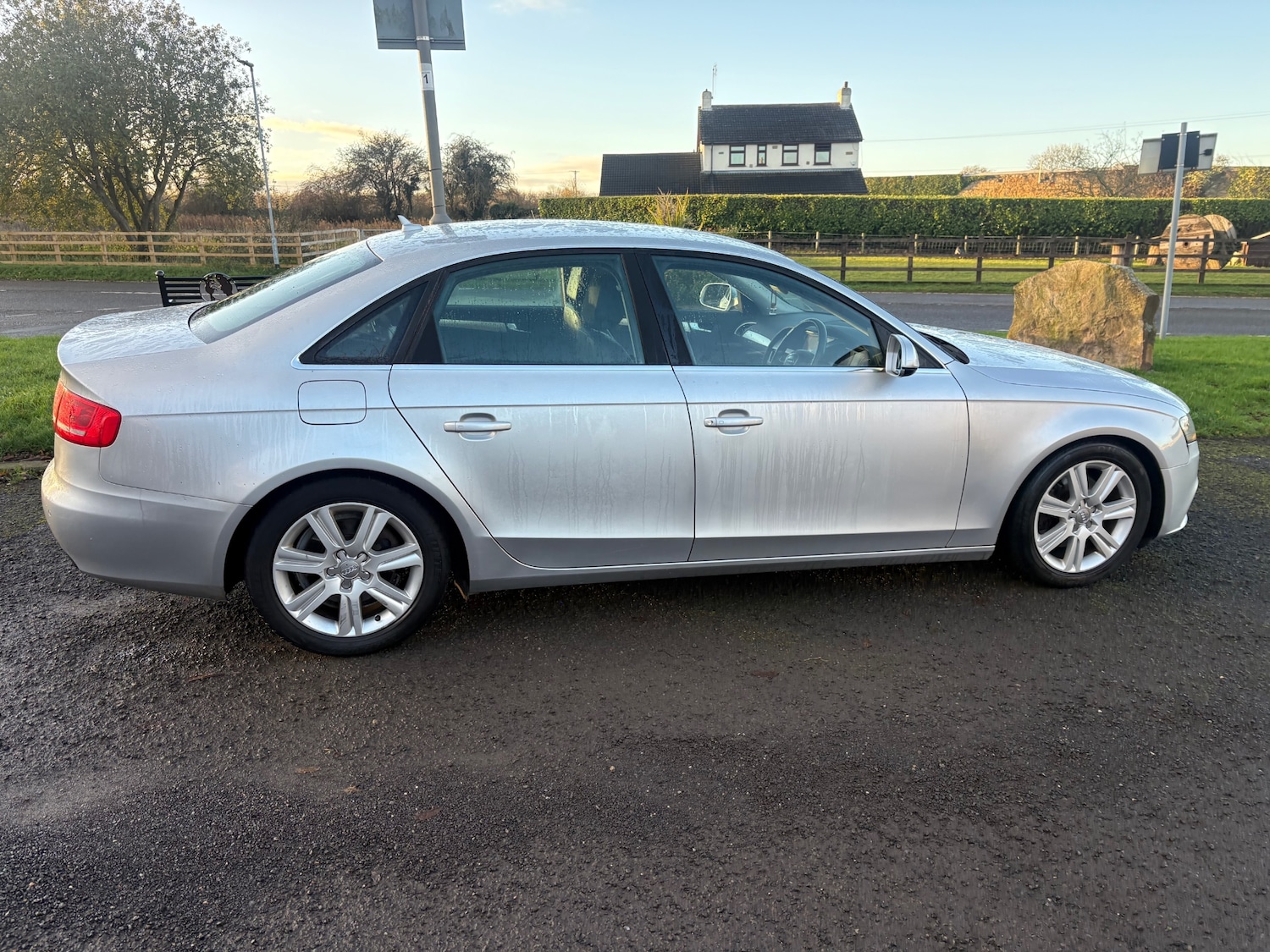 Used Audi A4 2011 for sale - 76692612: Photo 8
