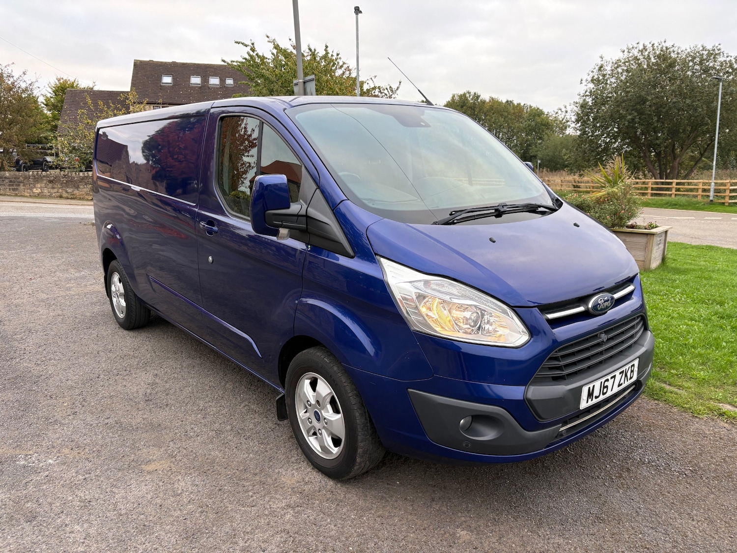 Used Ford Transit Custom 2017 for sale - 76477553: Photo 1