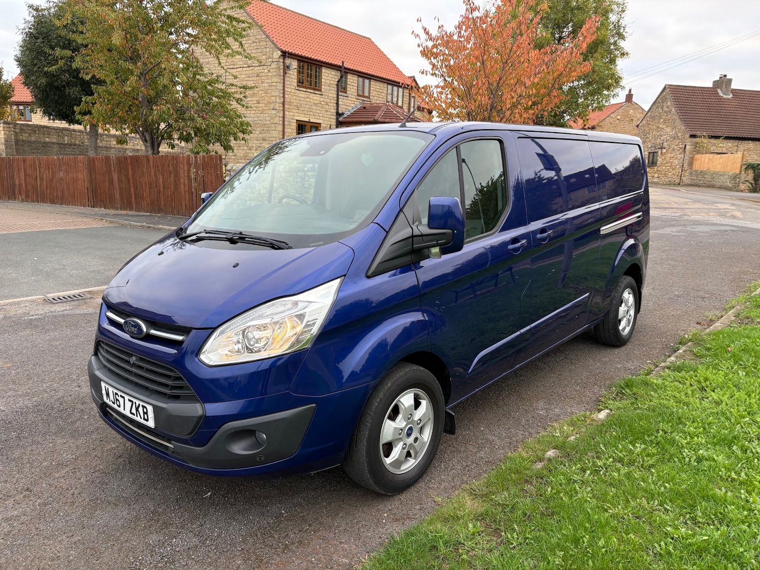 Used Ford Transit Custom 2017 for sale - 76477553: Photo 3