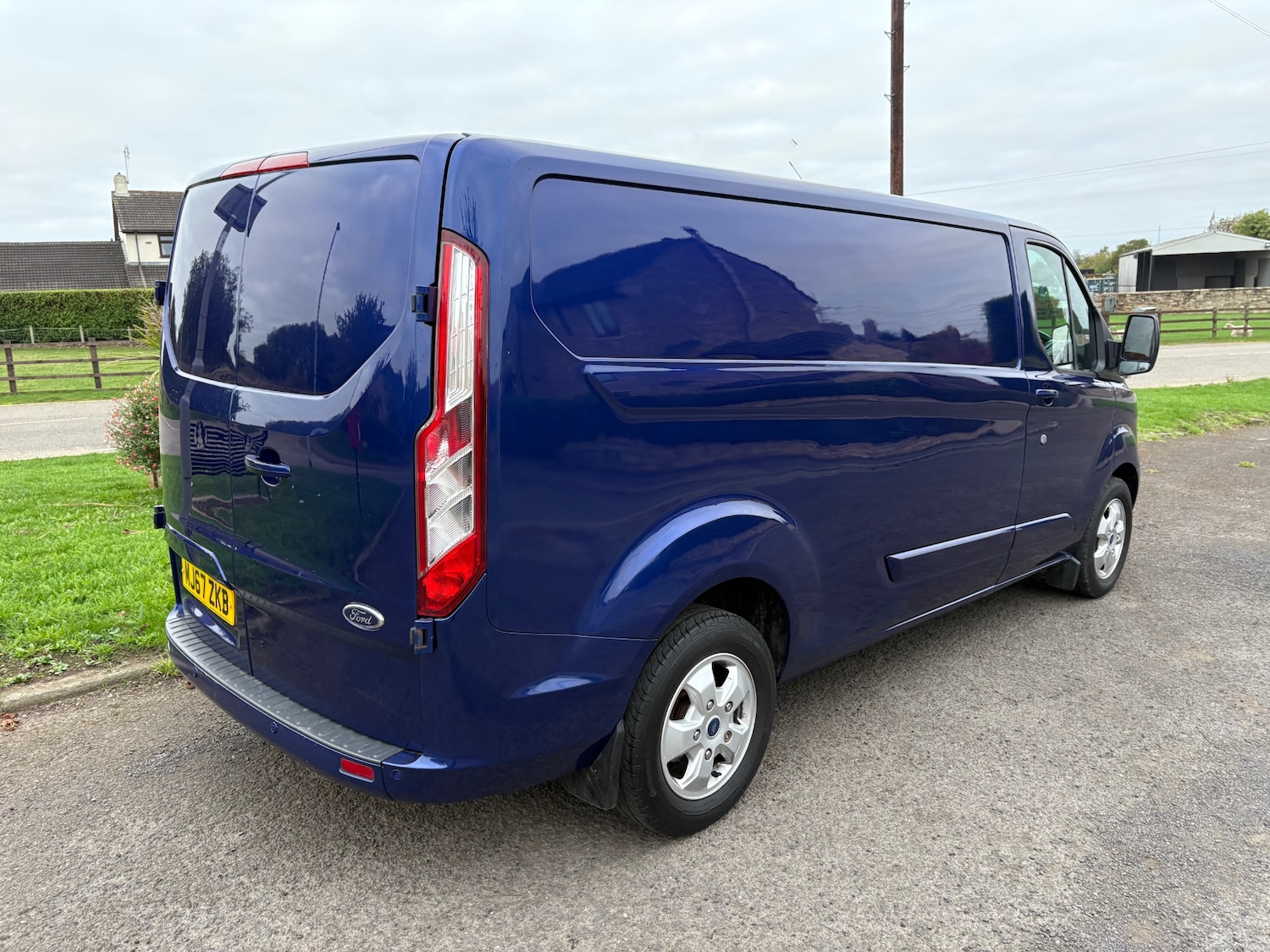 Used Ford Transit Custom 2017 for sale - 76477553: Photo 7