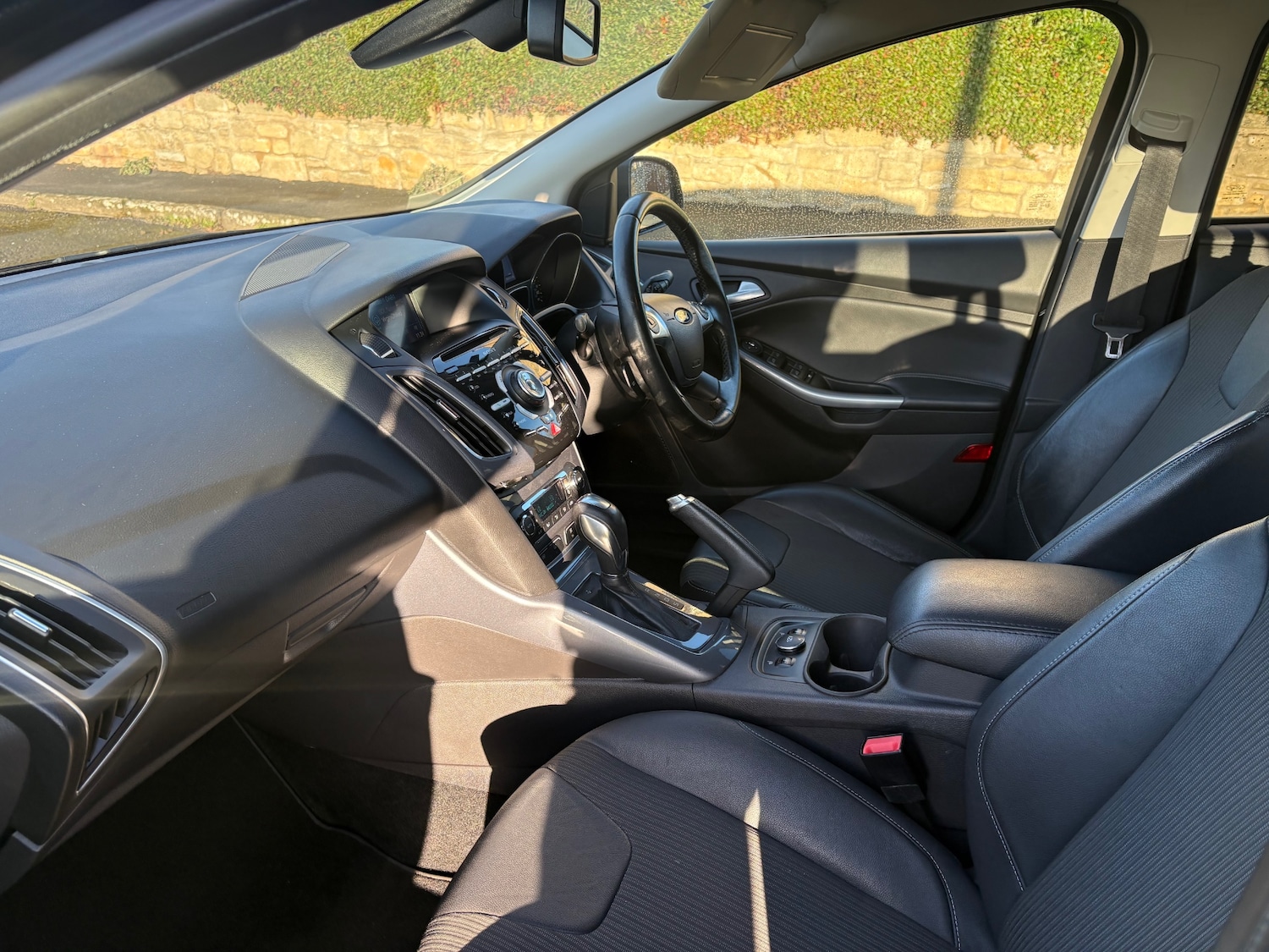 Used Ford Focus 2014 for sale - 76777115: Photo 9