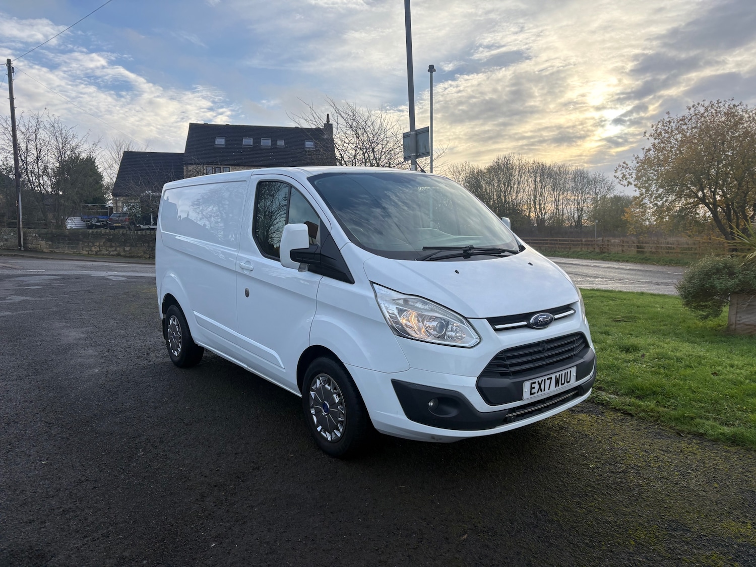 Used Ford Transit Custom 2017 for sale - 76830437: Photo 1