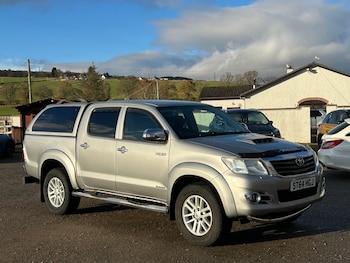 Used Toyota Hilux 2014 for sale - 76792656: Photo