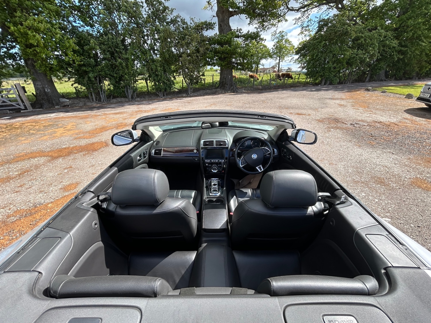 Used Jaguar XK 2012 for sale - 76707357: Photo 9