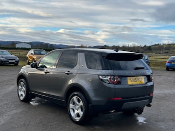 Used Land Rover Discovery Sport 2015 for sale - 77207236: Photo