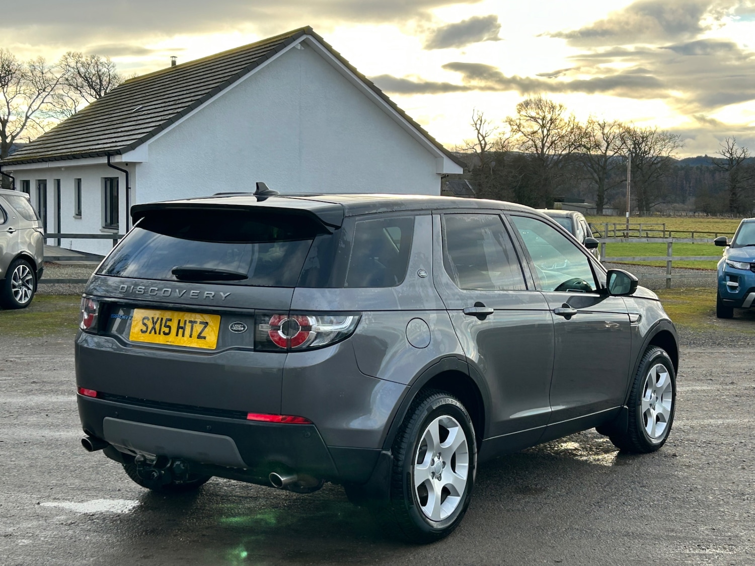 Used Land Rover Discovery Sport 2015 for sale - 77207236: Photo 6
