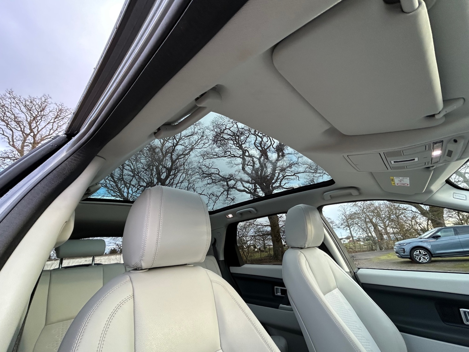 Used Land Rover Discovery Sport 2015 for sale - 77207236: Photo 8