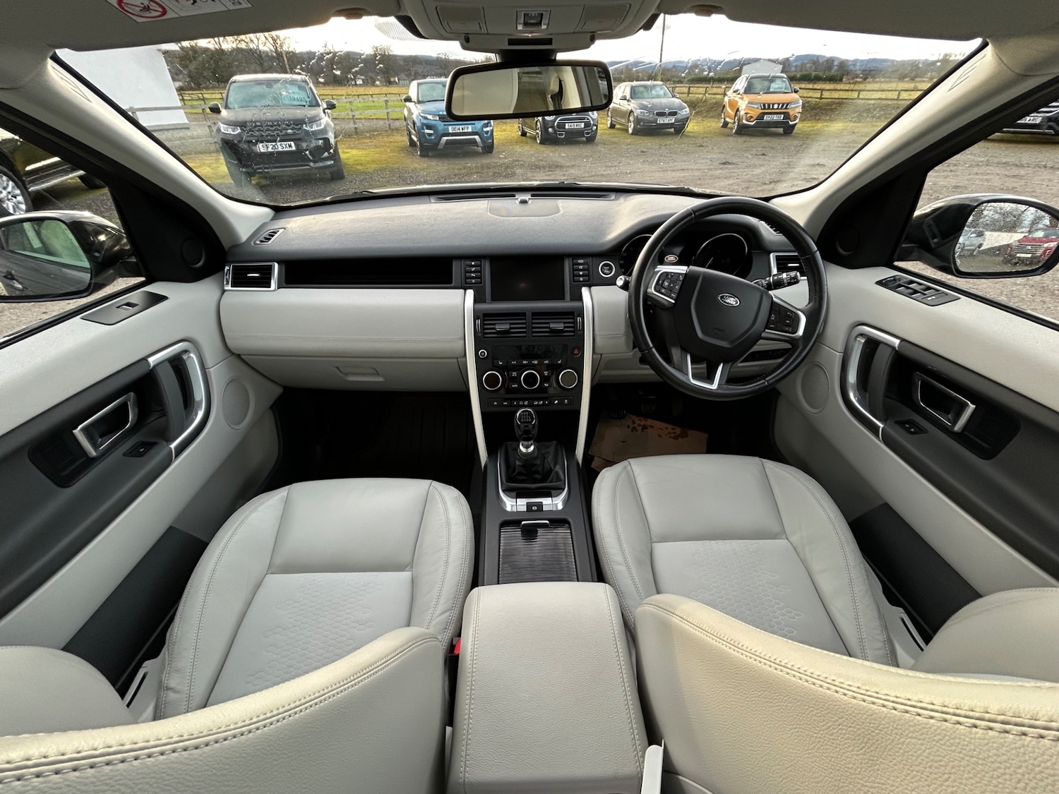 Used Land Rover Discovery Sport 2015 for sale - 77207236: Photo 9