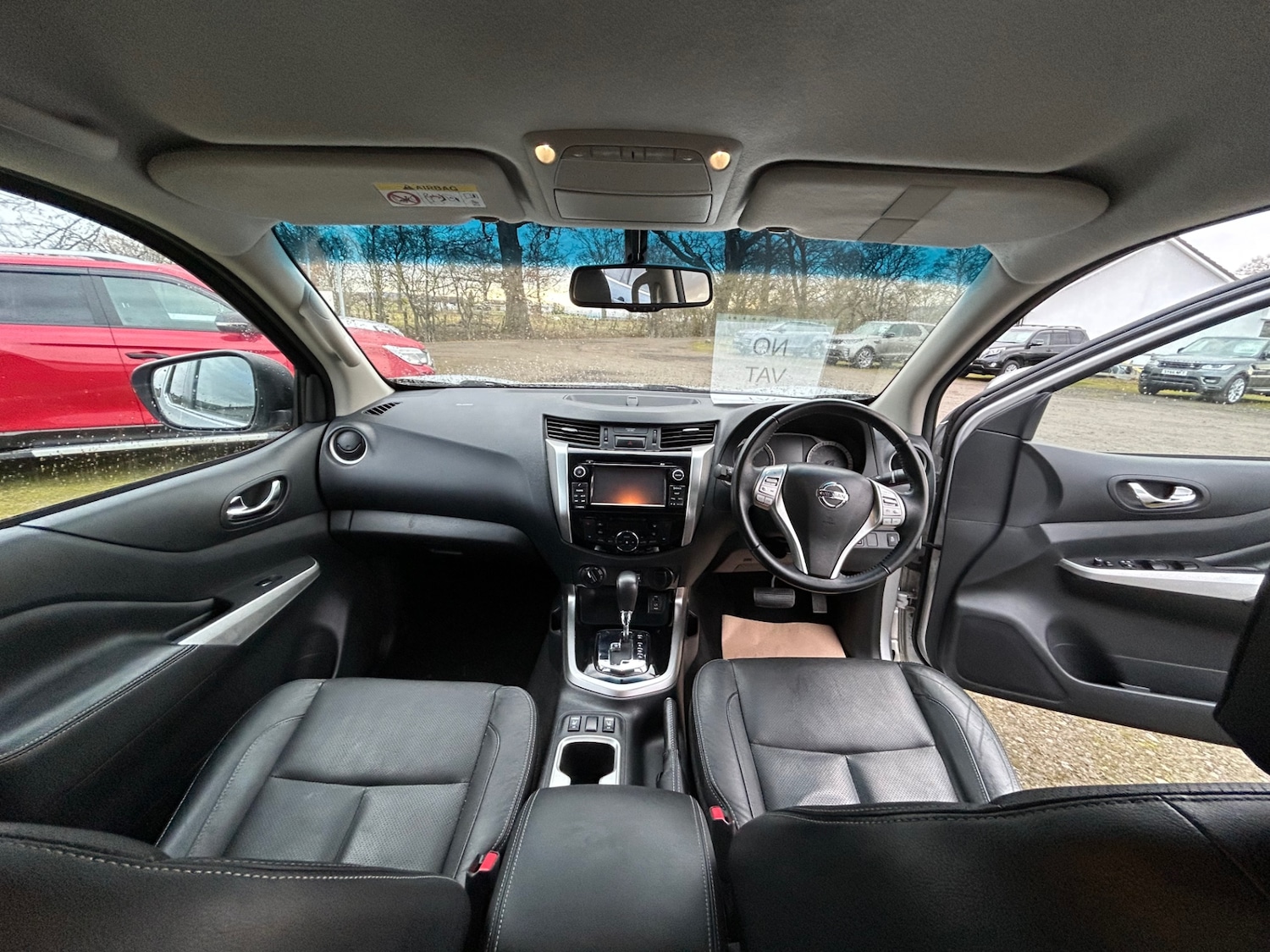 Used Nissan Navara 2018 for sale - 77350437: Photo 10