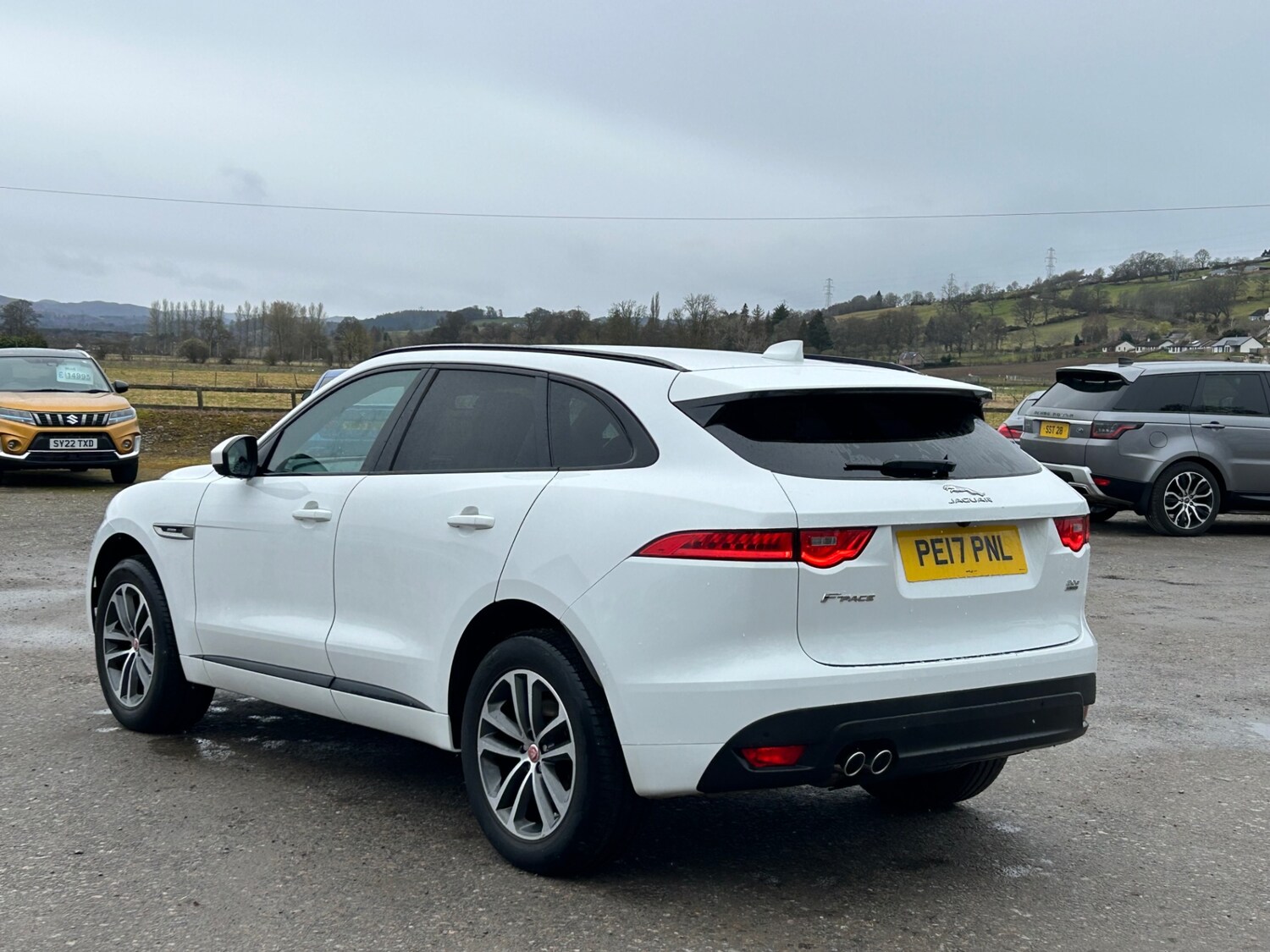 Used Jaguar F-Pace 2017 for sale - 77998717: Photo 6