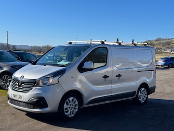 Used Renault Trafic 2017 for sale - 77701280: Photo