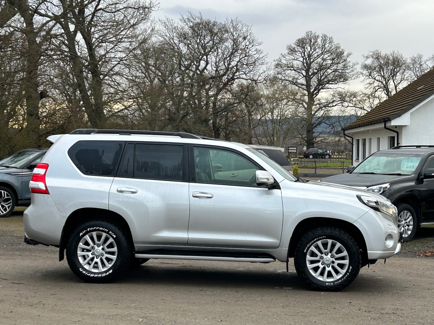Used Toyota Land Cruiser 2014 for sale - 77350527: Photo 8