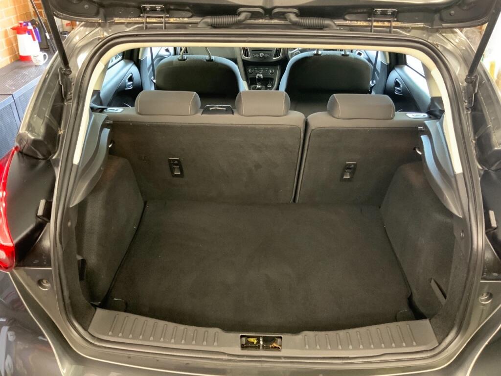 Used Ford Focus 2016 for sale - 77084771: Photo 9