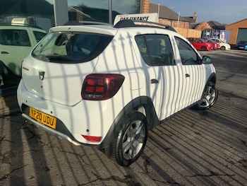 Used Dacia Sandero Stepway 2020 for sale - 77282516: Photo