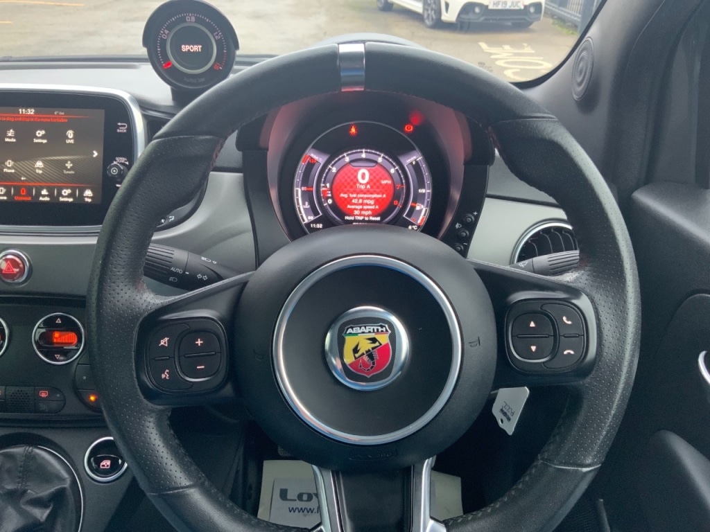 Used Abarth 595 2019 for sale - 77301536: Photo 9