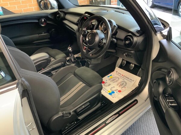 Used MINI Convertible 2019 for sale - 76167536: Photo 11