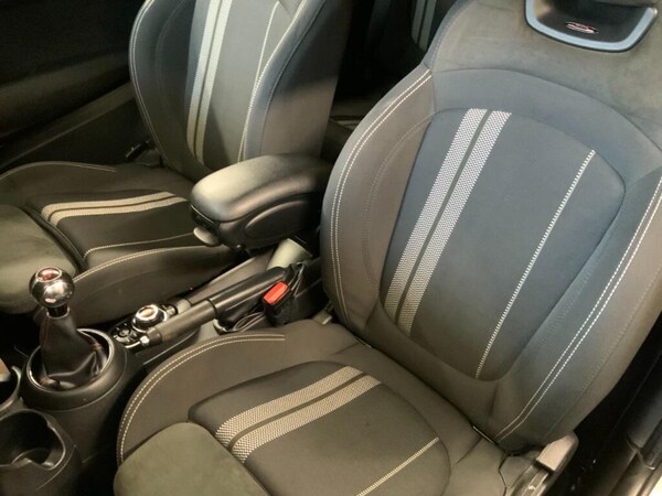 Used MINI Convertible 2019 for sale - 76167536: Photo 17