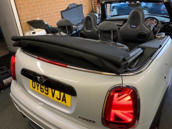 Used MINI Convertible 2019 for sale - 76167536: Photo 8