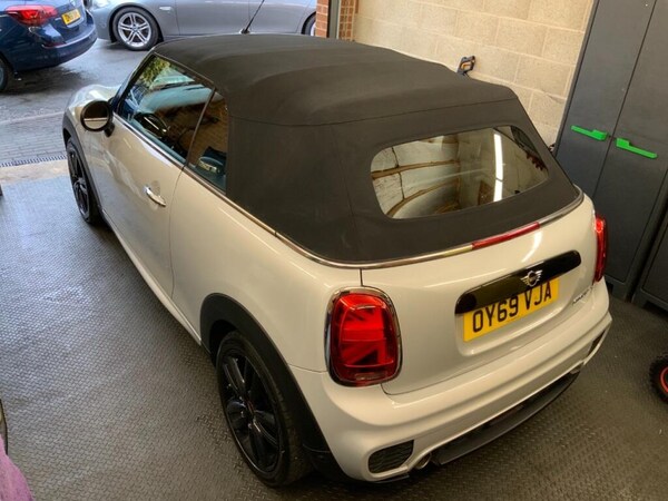 Used MINI Convertible 2019 for sale - 76167536: Photo 9