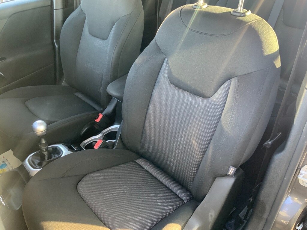 Used Jeep Renegade 2017 for sale - 77282513: Photo 22