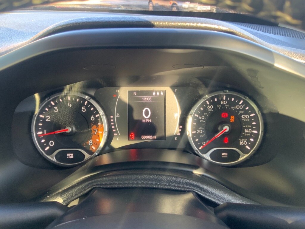 Used Jeep Renegade 2017 for sale - 77282513: Photo 6