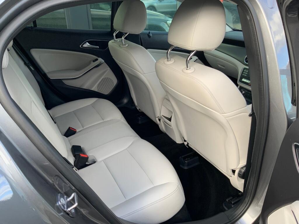 Used Mercedes-Benz GLA 2018 for sale - 76349680: Photo 17