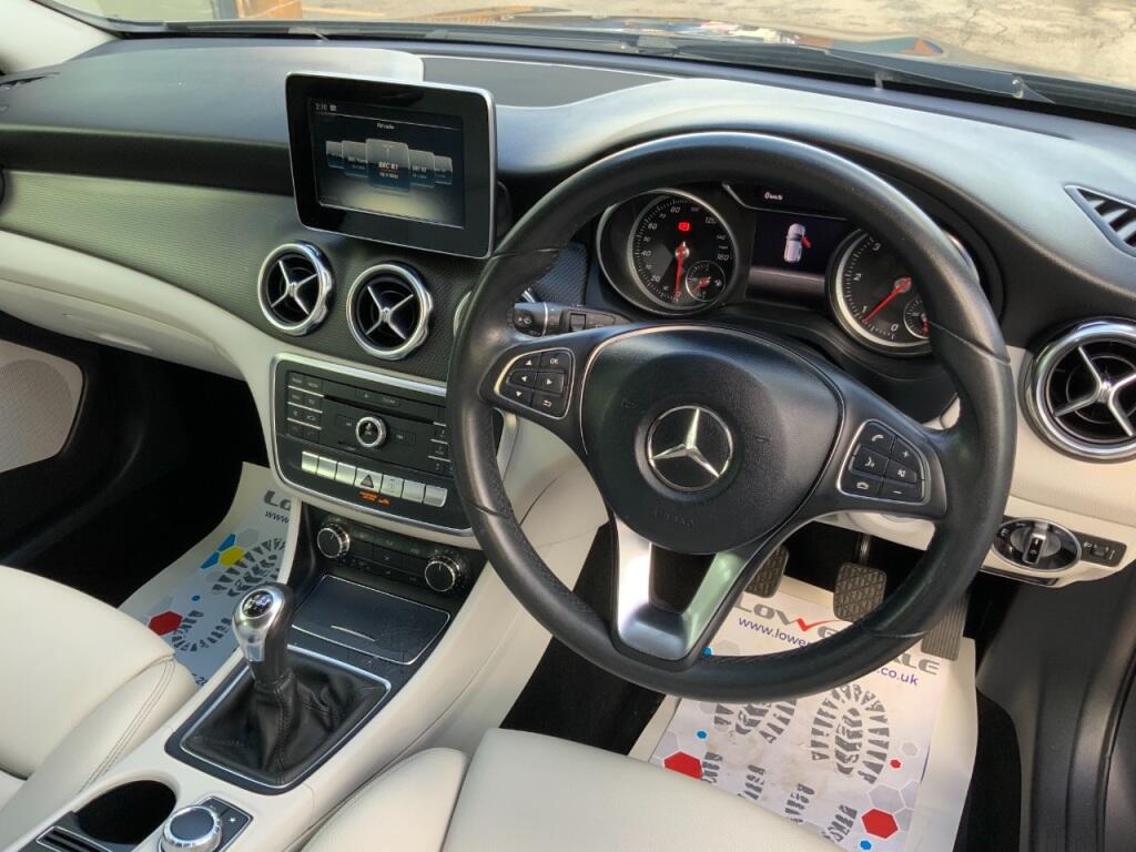 Used Mercedes-Benz GLA 2018 for sale - 76349680: Photo 18