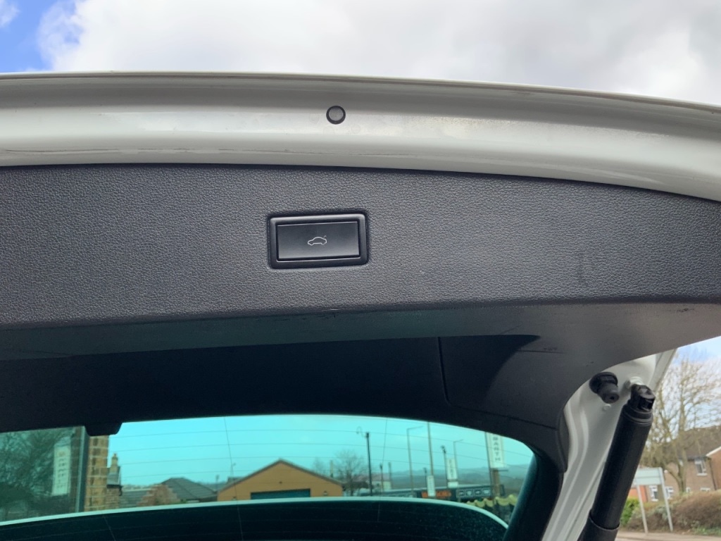 Used Volkswagen Tiguan 2020 for sale - 78043875: Photo 12