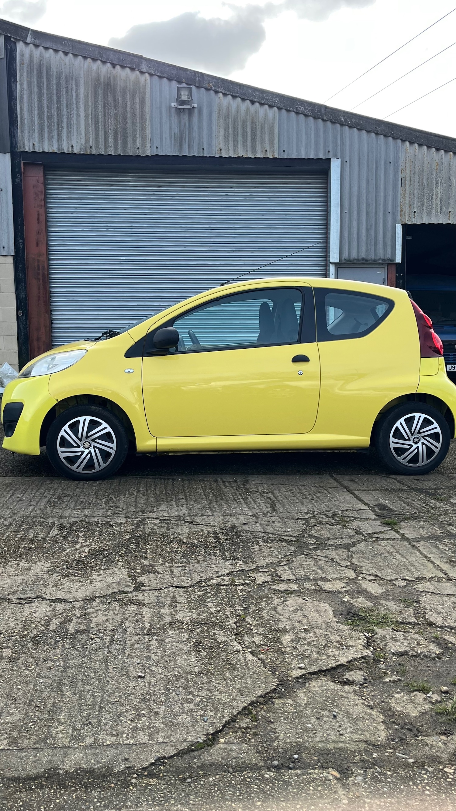 Used Peugeot 107 2012 for sale - 77677370: Photo 5
