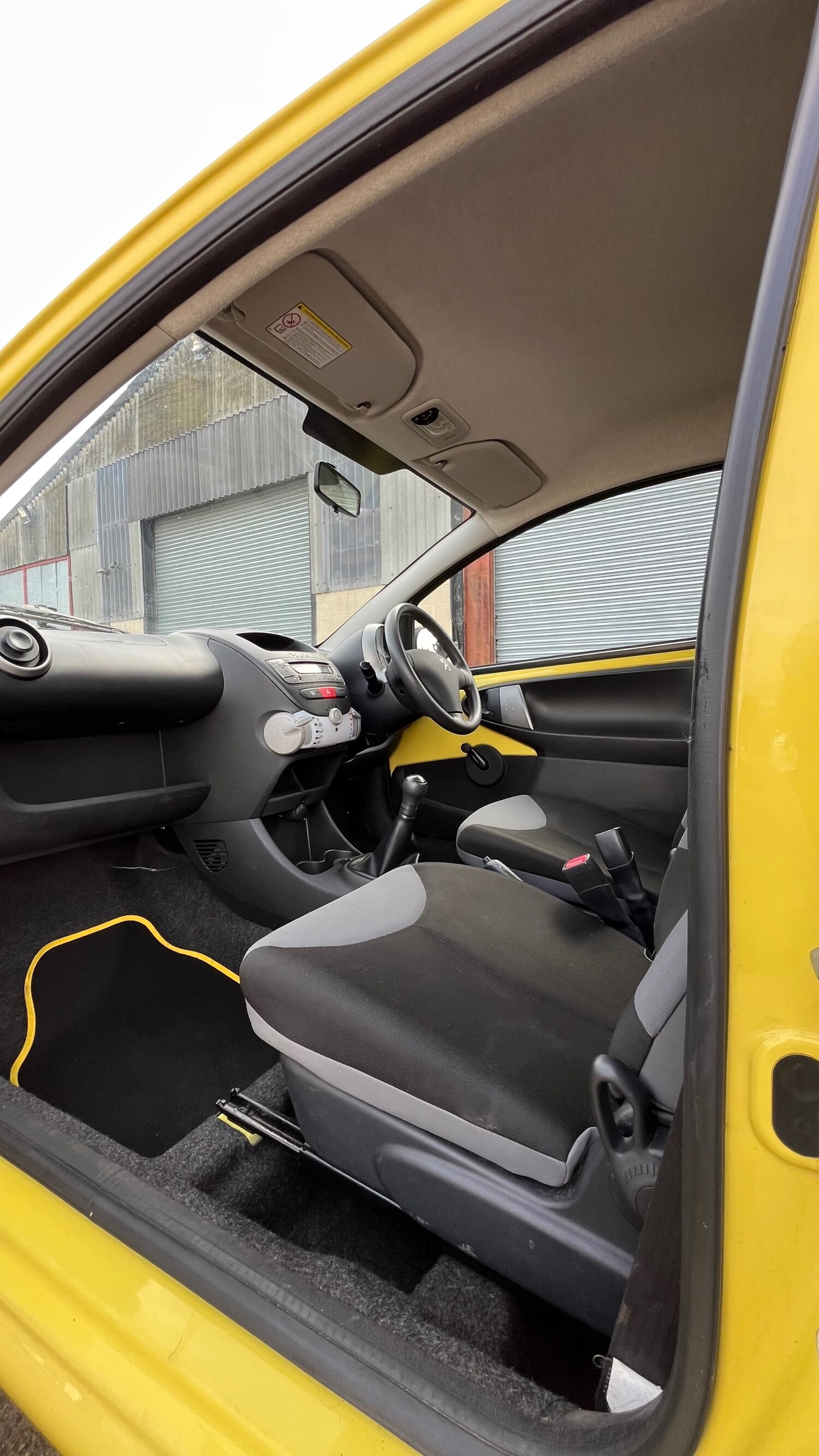 Used Peugeot 107 2012 for sale - 77677370: Photo 9