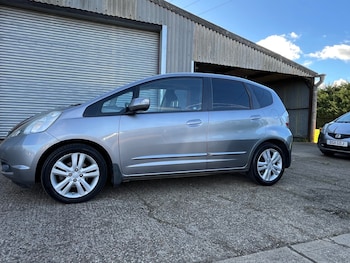 Used Honda Jazz 2009 for sale - 77137029: Photo