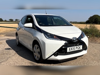 Used Toyota AYGO 2015 for sale - 79531963: Photo