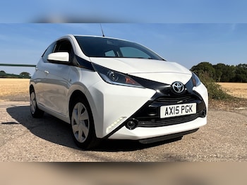 Used Toyota AYGO 2015 for sale - 79531963: Photo