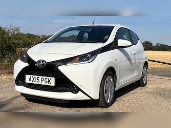 Used Toyota AYGO 2015 for sale - 79531963: Photo