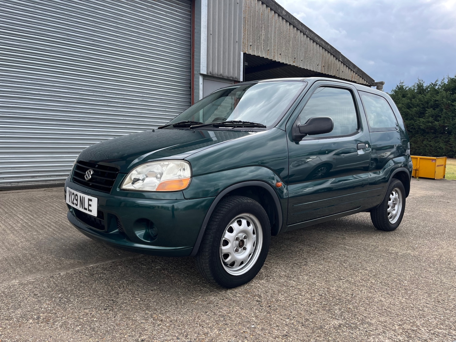 Used Suzuki Ignis 2001 for sale - 77136918: Photo 1