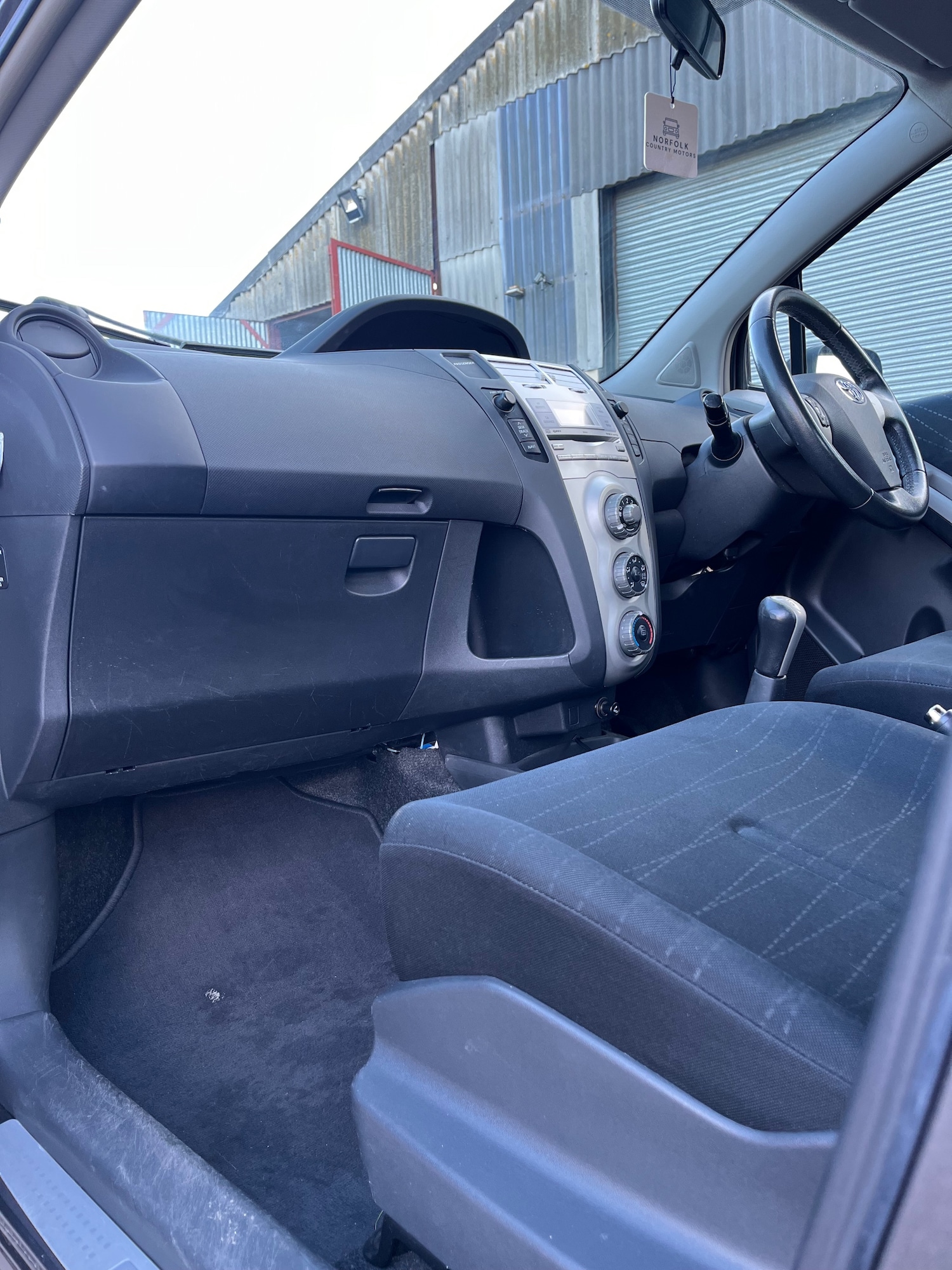 Used Toyota Yaris 2007 for sale - 77137016: Photo 13