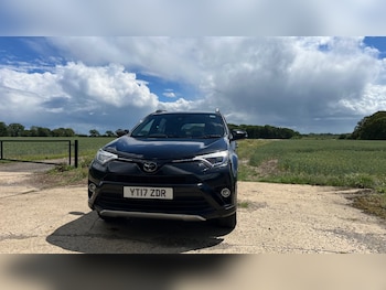 Used Toyota RAV4 2017 for sale - 78846739: Photo