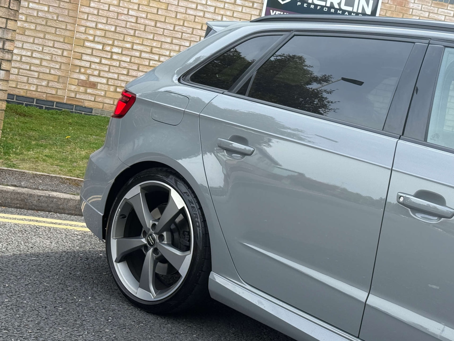 Used Audi RS3 2017 for sale - 78183439: Photo 5