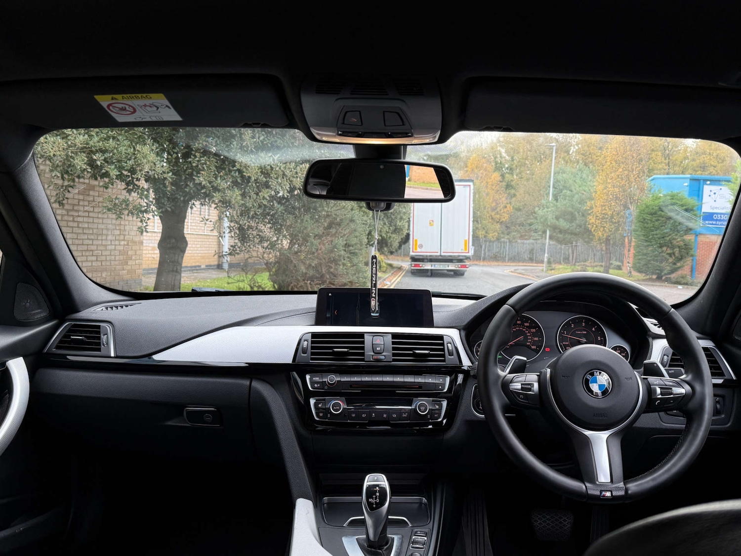 Used BMW 3 Series 2018 for sale - 76711689: Photo 23