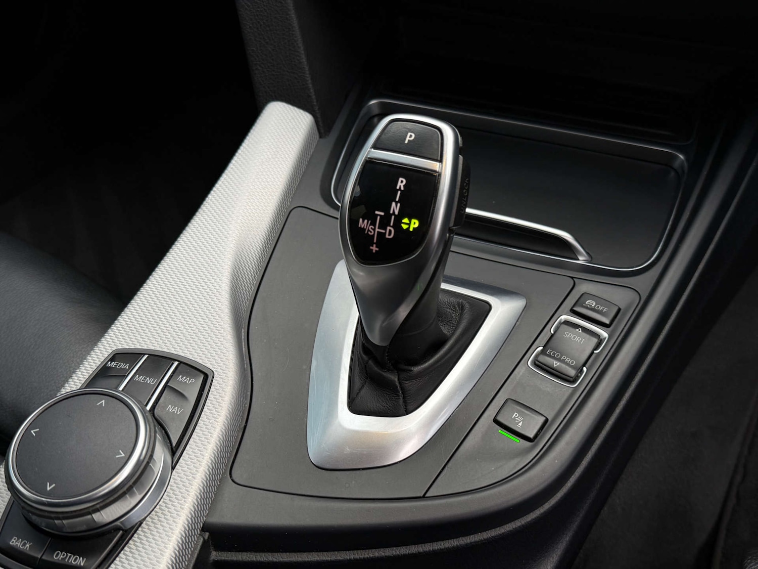 Used BMW 3 Series 2018 for sale - 76711689: Photo 31