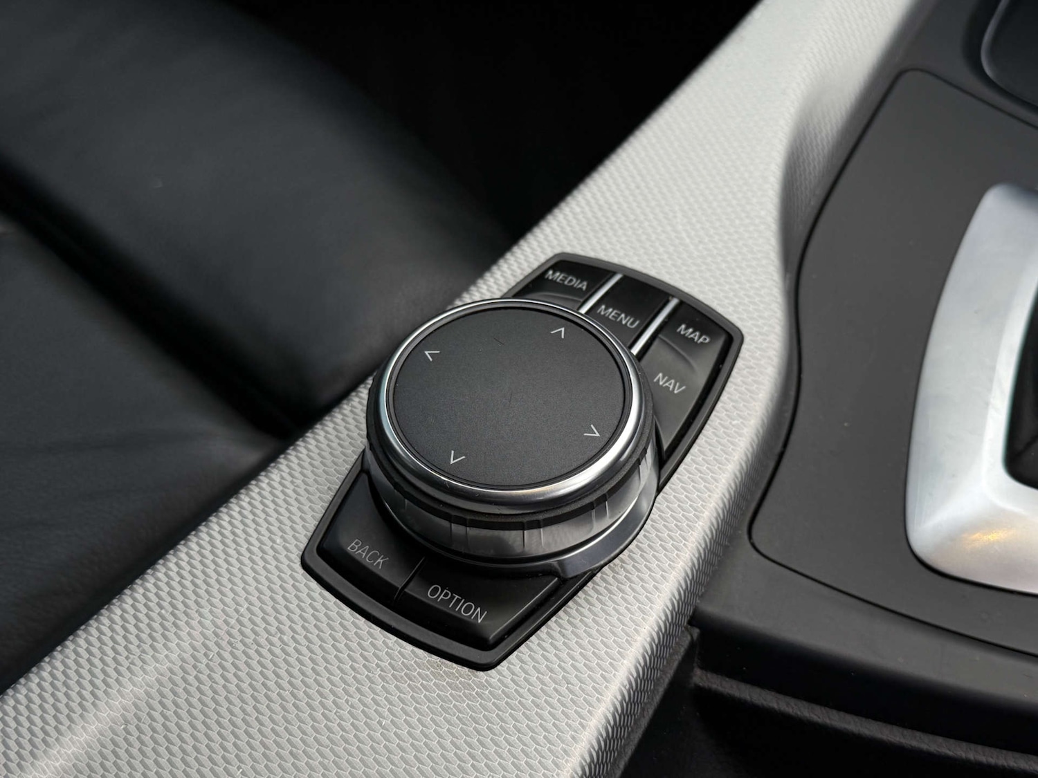 Used BMW 3 Series 2018 for sale - 76711689: Photo 32