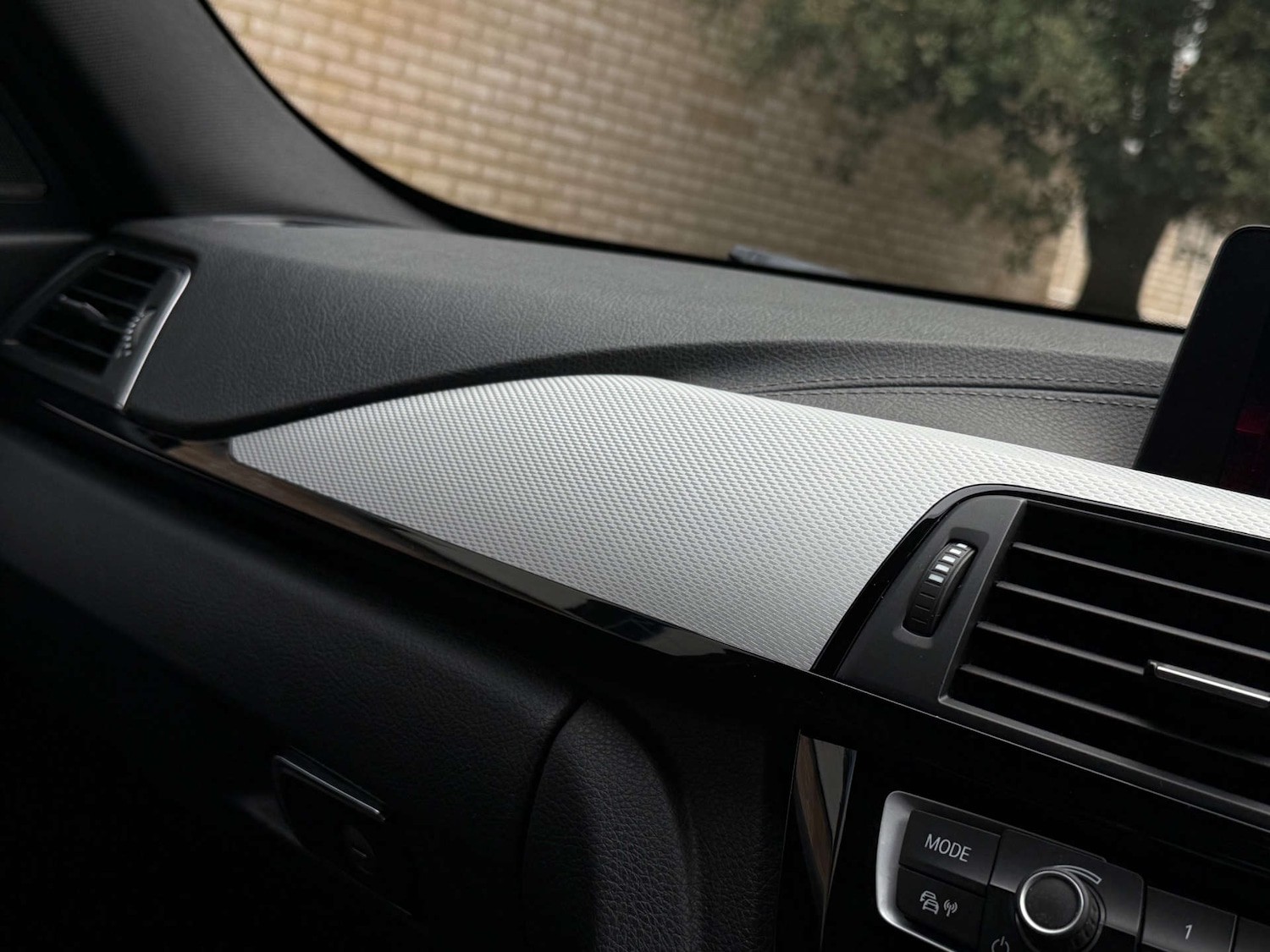 Used BMW 3 Series 2018 for sale - 76711689: Photo 33