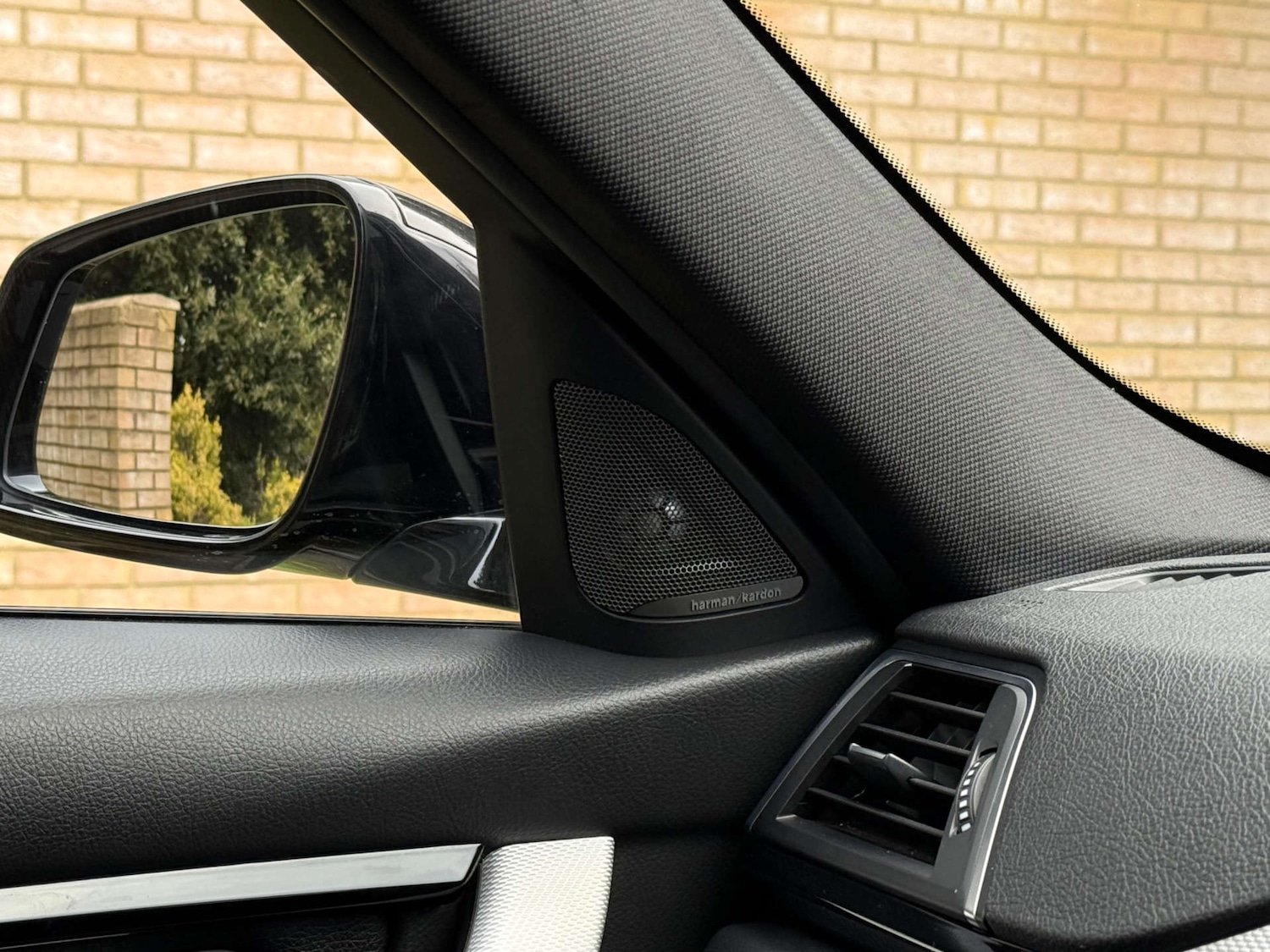 Used BMW 3 Series 2018 for sale - 76711689: Photo 34