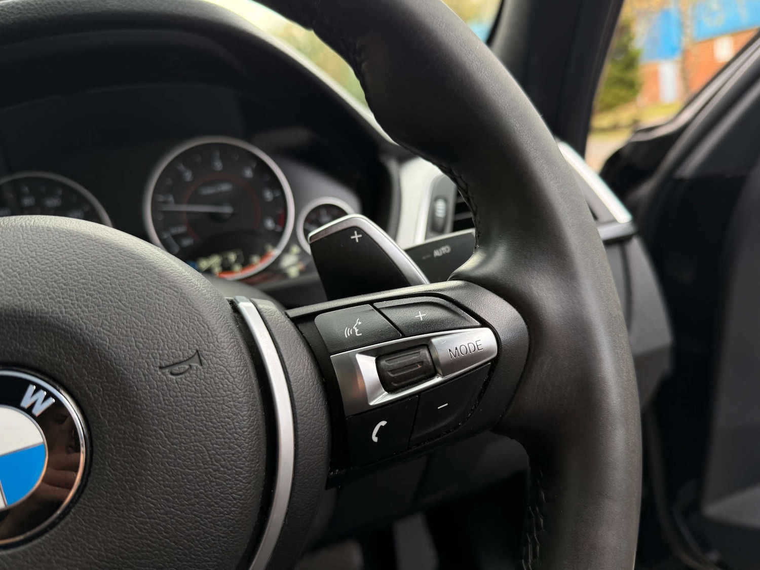 Used BMW 3 Series 2018 for sale - 76711689: Photo 41