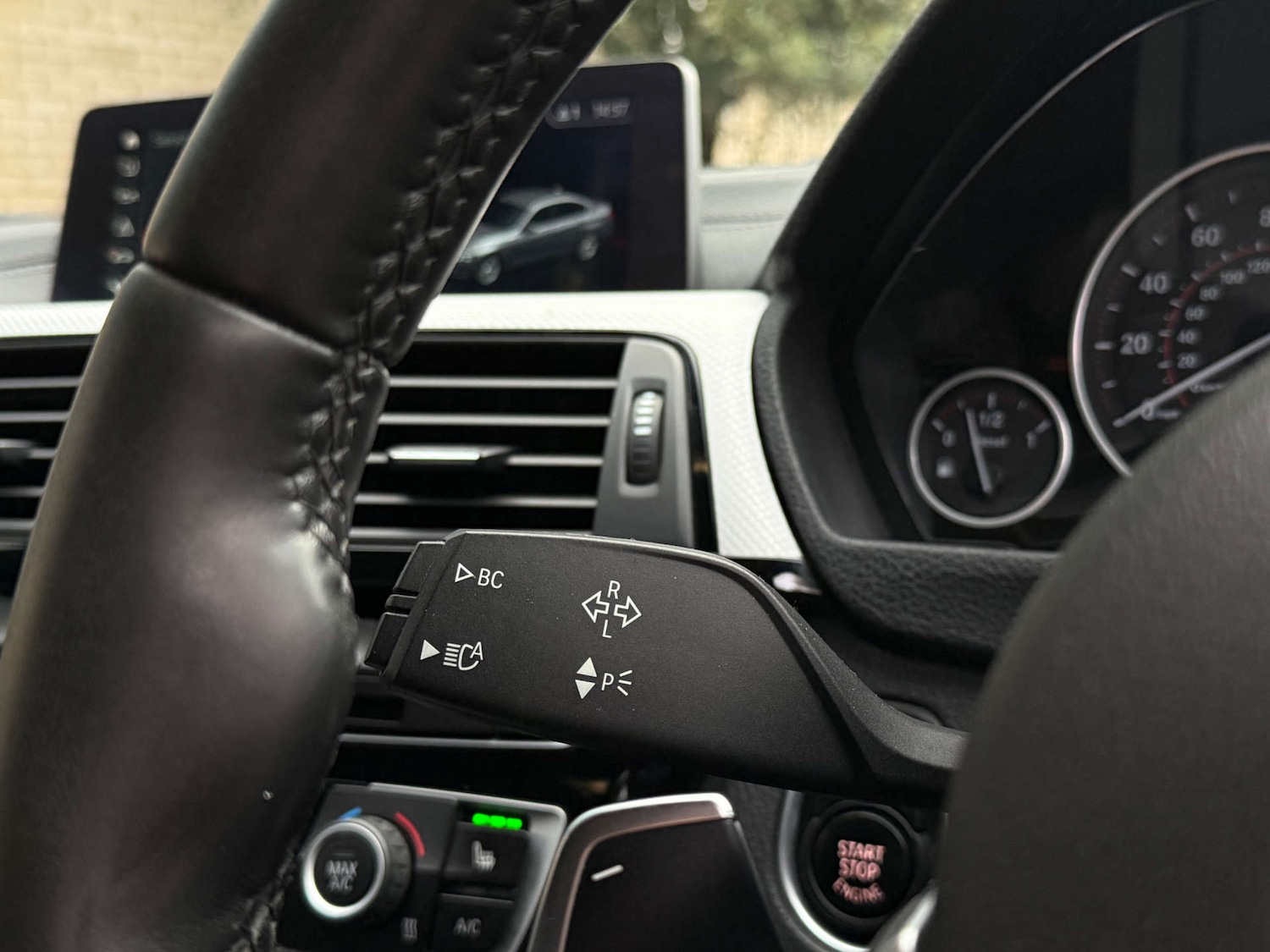 Used BMW 3 Series 2018 for sale - 76711689: Photo 47